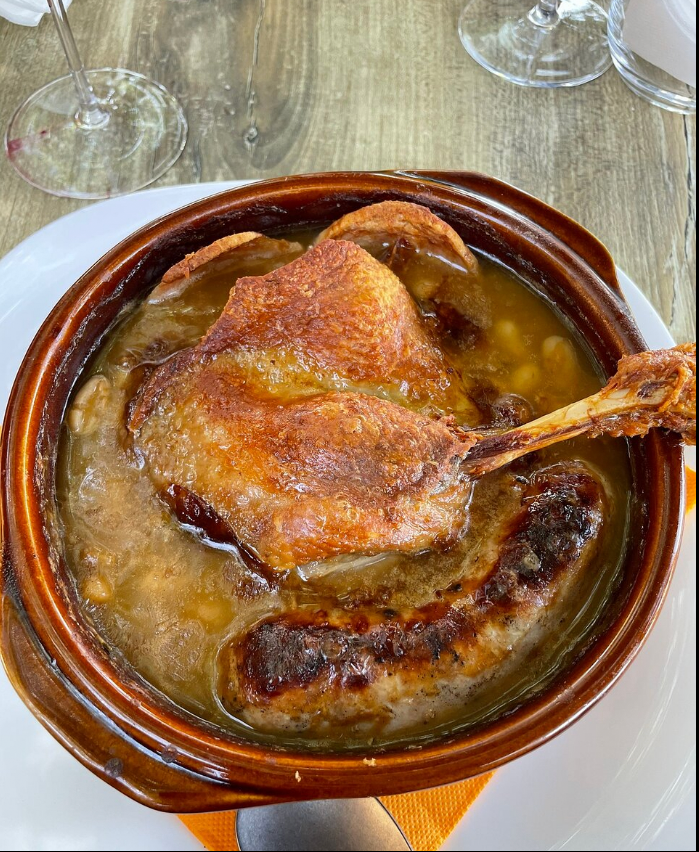 CASSOULET GARGANTUESQUE MAISON AU CONFIT DE CANARD DU SUD OUEST